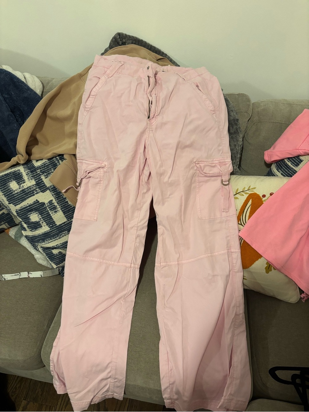 American Eagle Outfitters Pale Pink Cargo Joggers